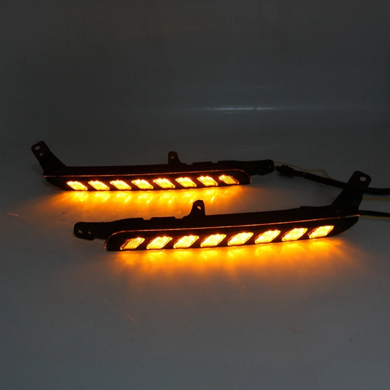 

Auto LED Headlight Eye Lamp Fog Lamps Daytime Running Lights Turn Signal Lights for Toyota Hilux Revo 2020-2022