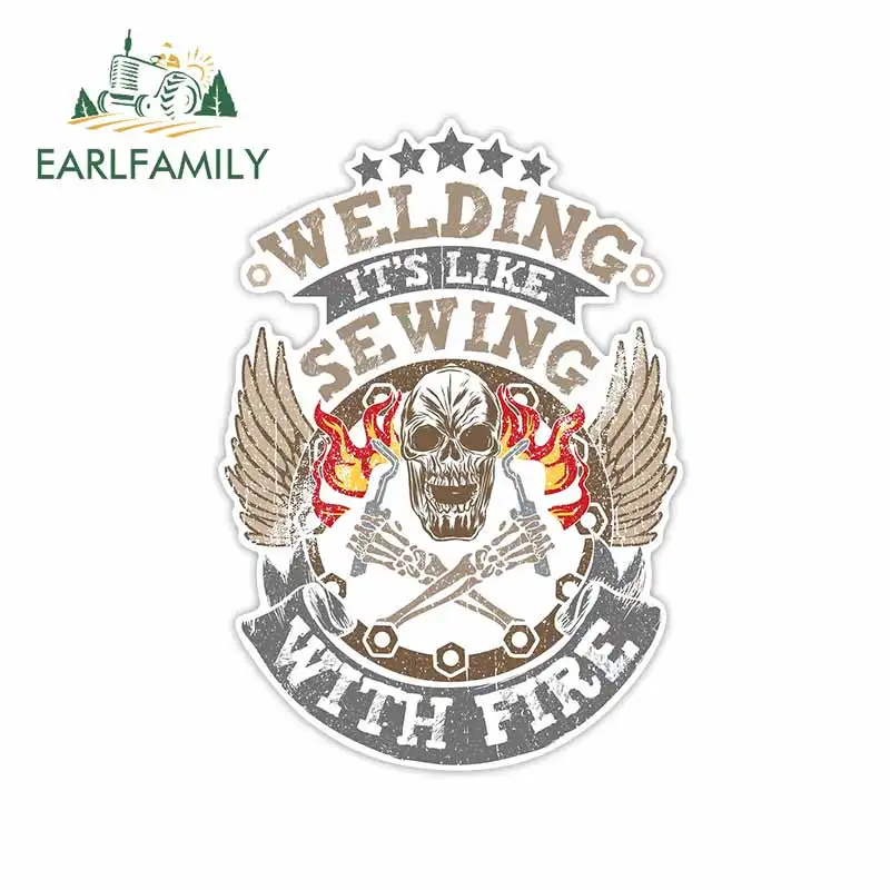 

EARLFAMILY 13 см x 10,3 см для сварщика, шитье с огнем, автомобильная наклейка с черепом, индивидуальная наклейка, водонепроницаемый бампер-фургон, графика в багажнике