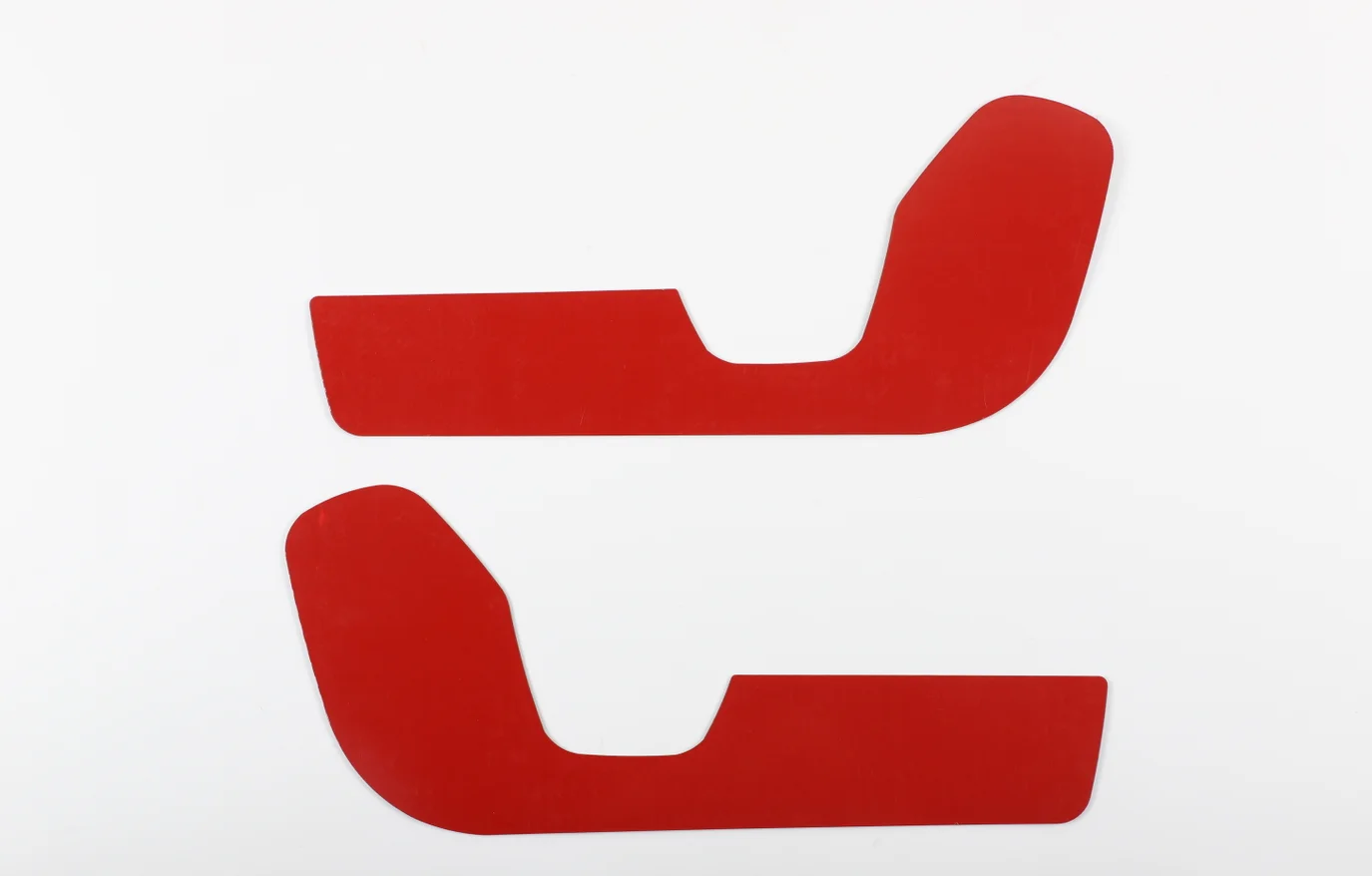 2 * Отделка боковой панели переднего сиденья из настоящего углеродного волокна