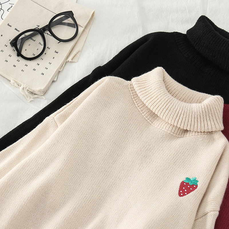 Женский вязаный свитер Kawaii с клубничным воротником милый вышивкой и высоким