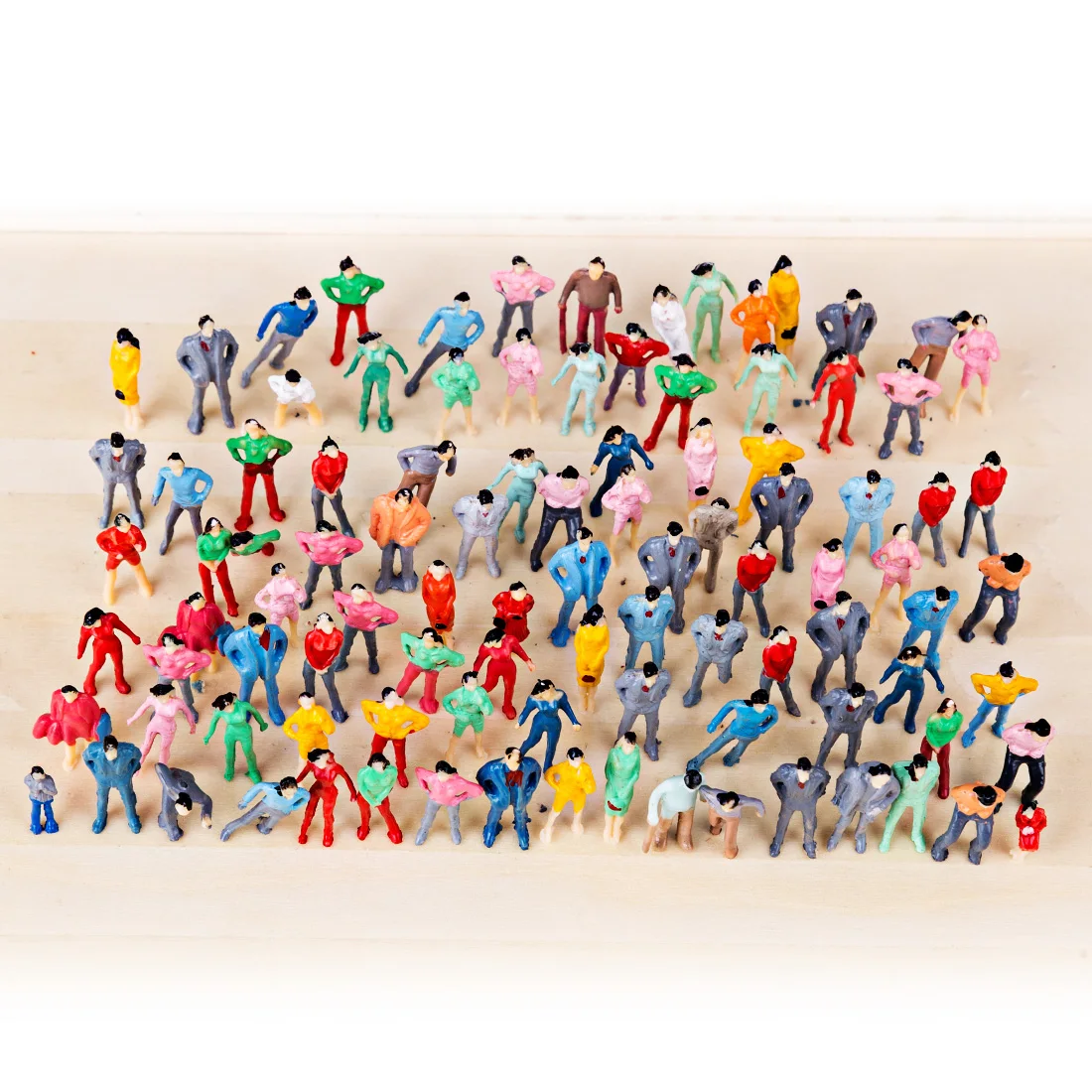 

100Pcs 1:75 HO Scale Miniature Figures Model for Train Railway Sand Table