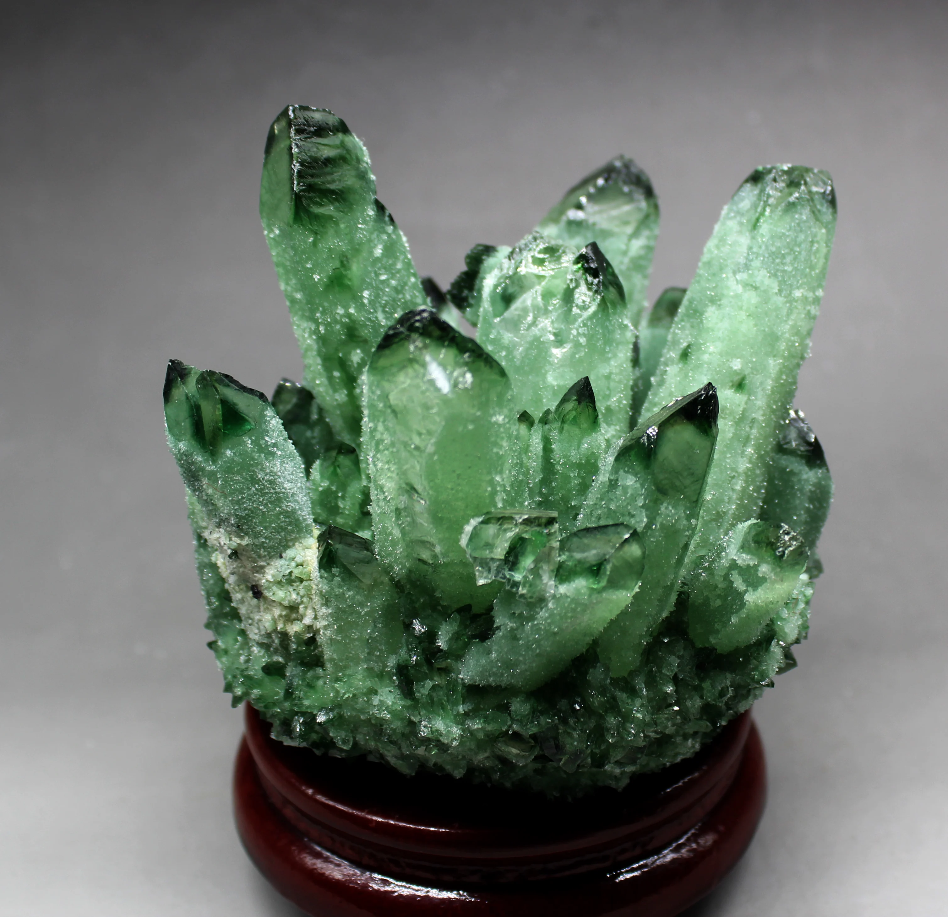 454 г натуральный зеленый Ghost Phantom Quartz Хрустальный кластер кристаллы и камни