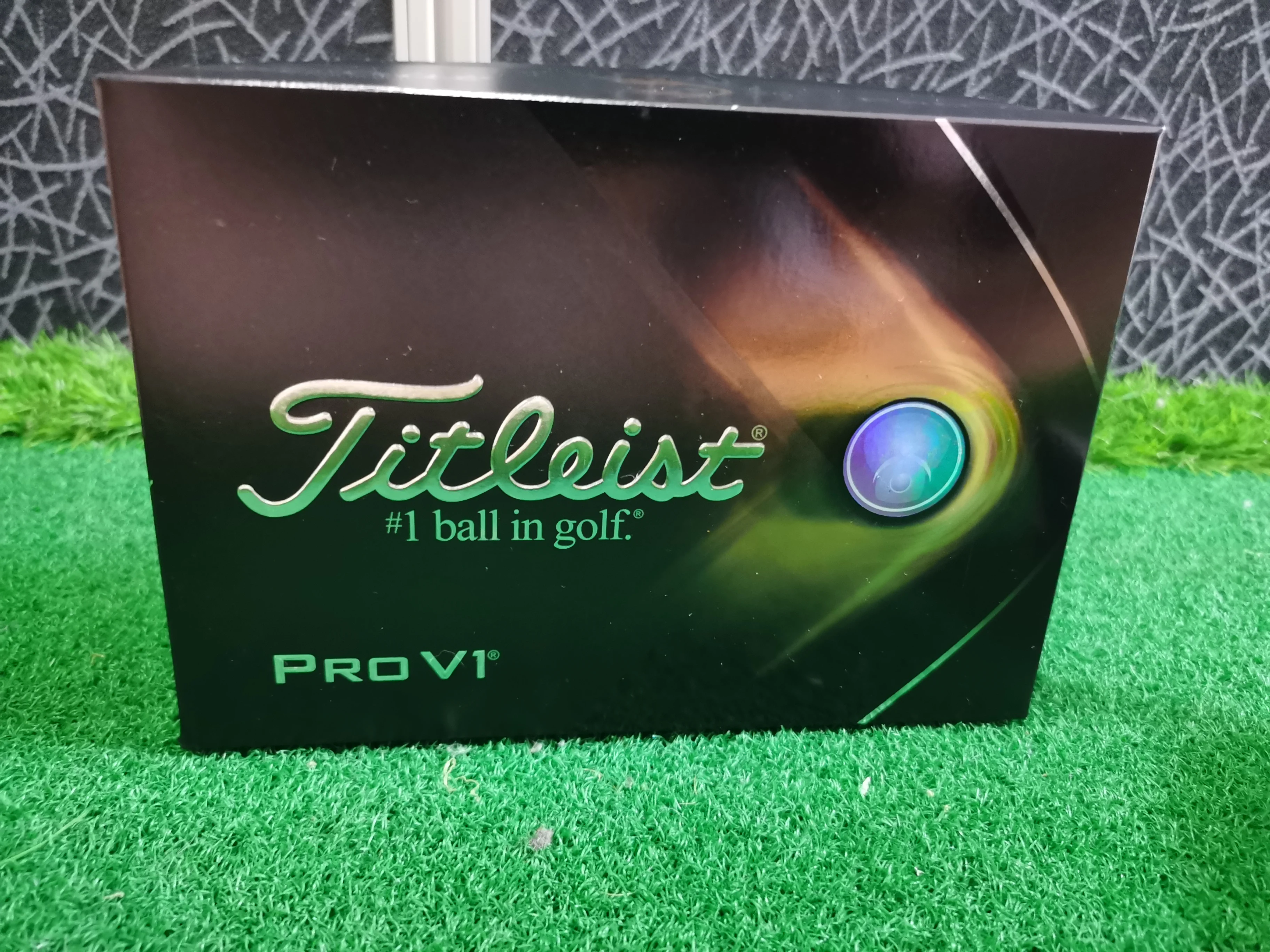 Профессиональный соревнований 2021 Pro V1 с 12 белыми мячиками для гольфа на открытом