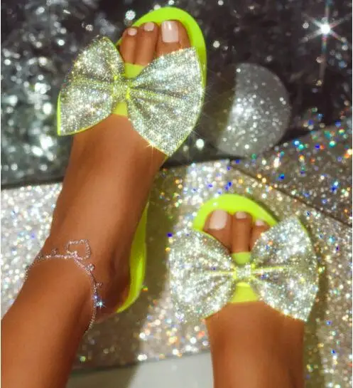 

rhinestone sandals at home flip flop ms 2020 new summer flat bottom non-slip durable outdoor leisure all-match beach slippers