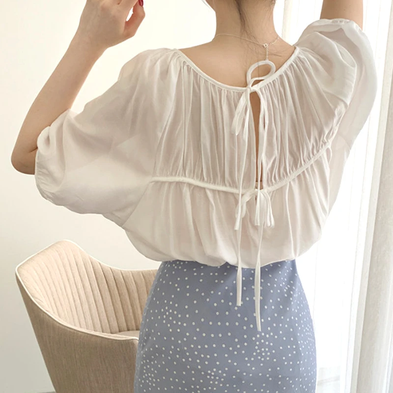 

2021 Summer New Style Blouse Female Elegant Round Neck Folds Lace Hollow Blusa Loose Wild Thin Puff Sleeve Shirt KK171