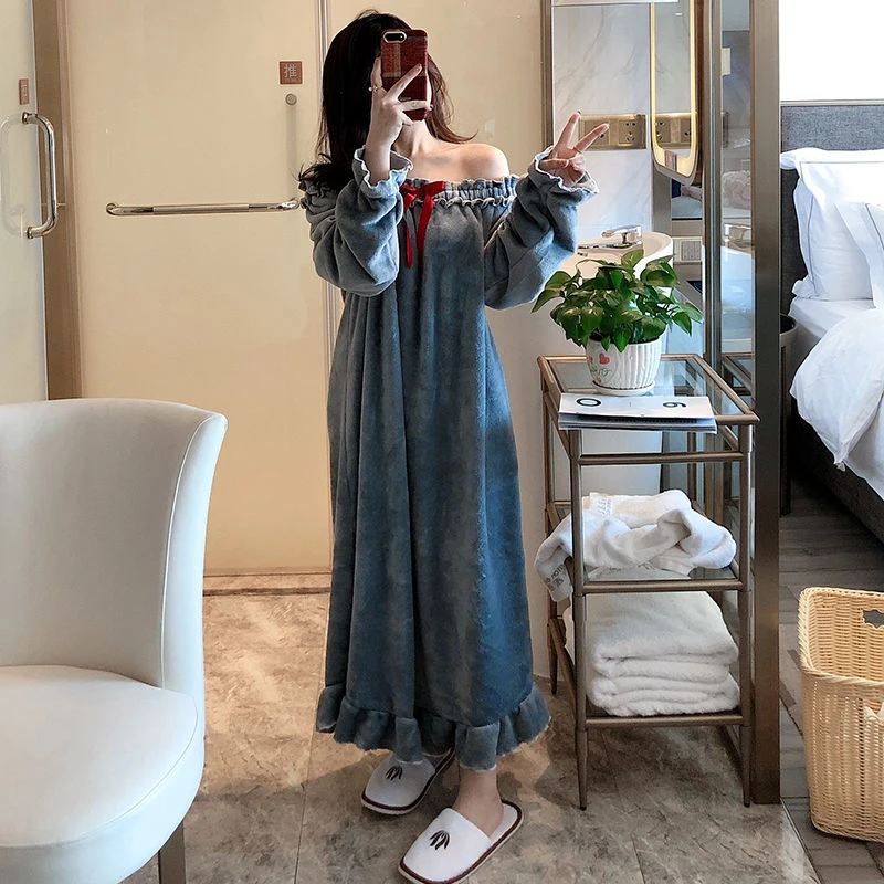 

Winter Sexy Pajamas Female Plus Size Lingere Thickening Warm Long Autumn Pajamas Female Winter Long-sleeved Nightdress Pyjamas