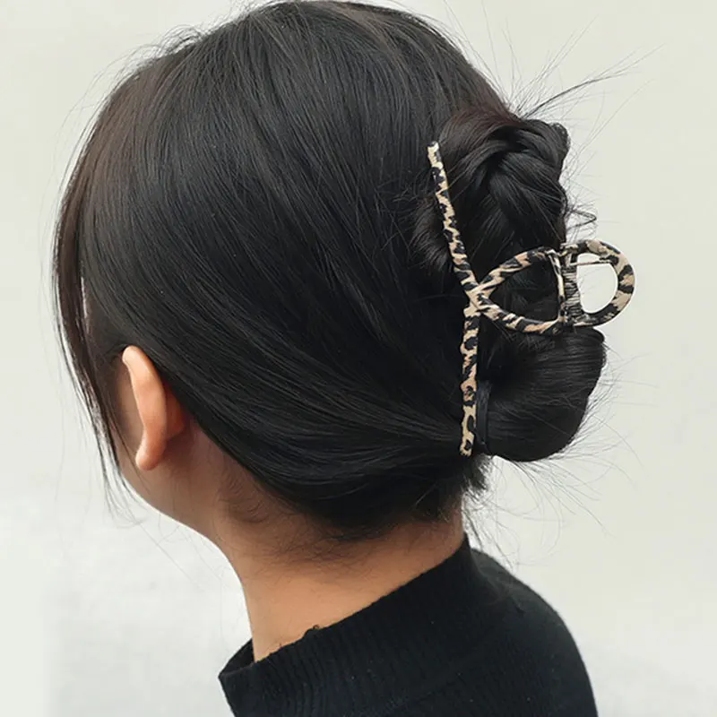 

Fashion Leopard Print Metal Hair Clip for Women 2021 New Geometric Hair Claw Female Retro Simple Sexy Hairpin Accessories