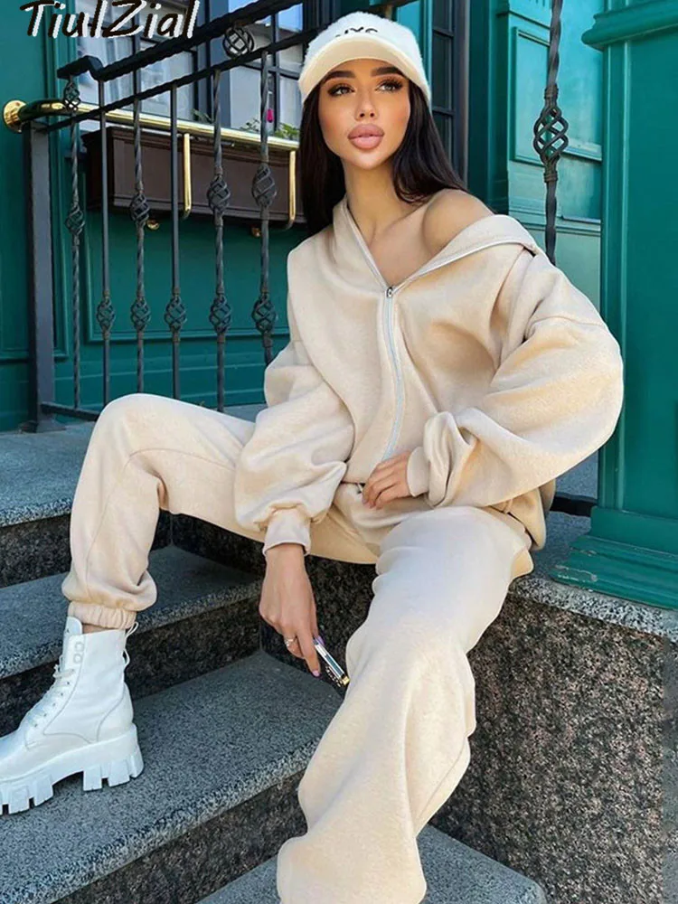 

TiulZial Sportswear Matching Women Outfit Hooded Cardigan Top Sweatshirt And High Waist Pant 2021 Tracksuit Two Piece One Set
