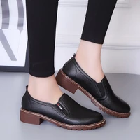new style womens leather shoes white fashionable and comfortable old age flat shoes designer womens shoes