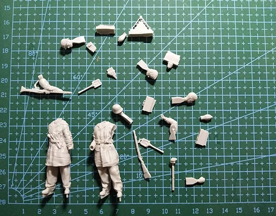 Разобранная стойка античного офицера 1/35 года включает 2 в зиму фигурки из смолы