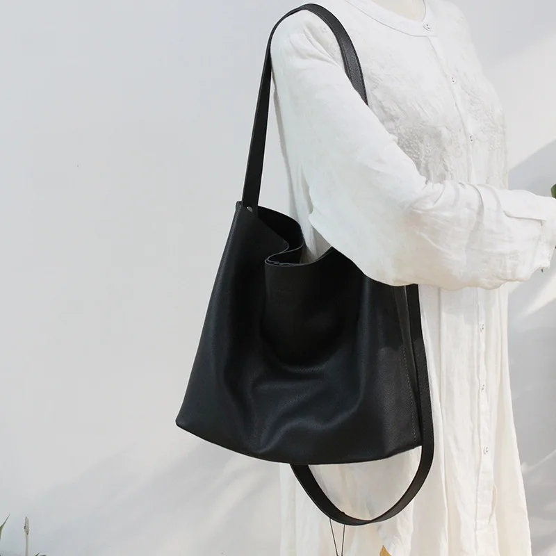 

Women's Handbags