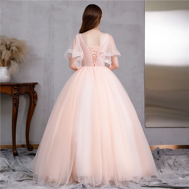 Платье с цветочной аппликацией и жемчужинами платье круглым вырезом рукавом