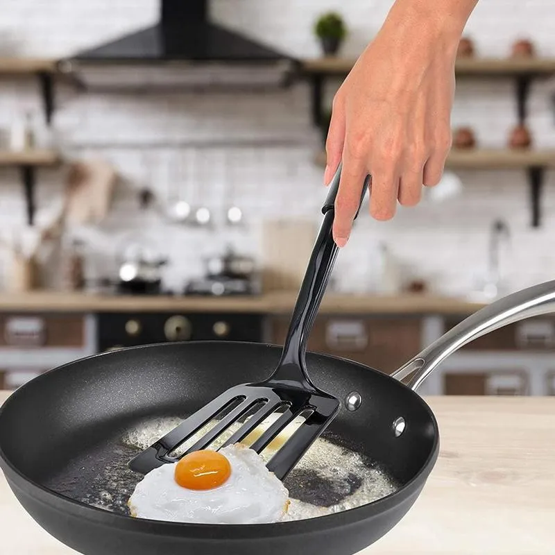 Черная нейлоновая антипригарная лопатка с прорезью термостойкая тонкая