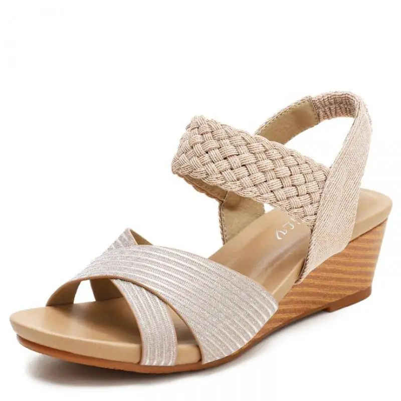 

2021 Charms Women Designer Sandals Summer Clip Toe Cross-Tied Slippers Classical Mid Heels Soft Female Casual Buckle Strap Shoes