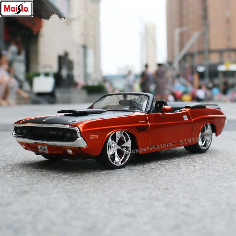 Модель автомобиля Maisto 1:24 1970 Dodge Challenger из сплава имитация украшение коллекционная