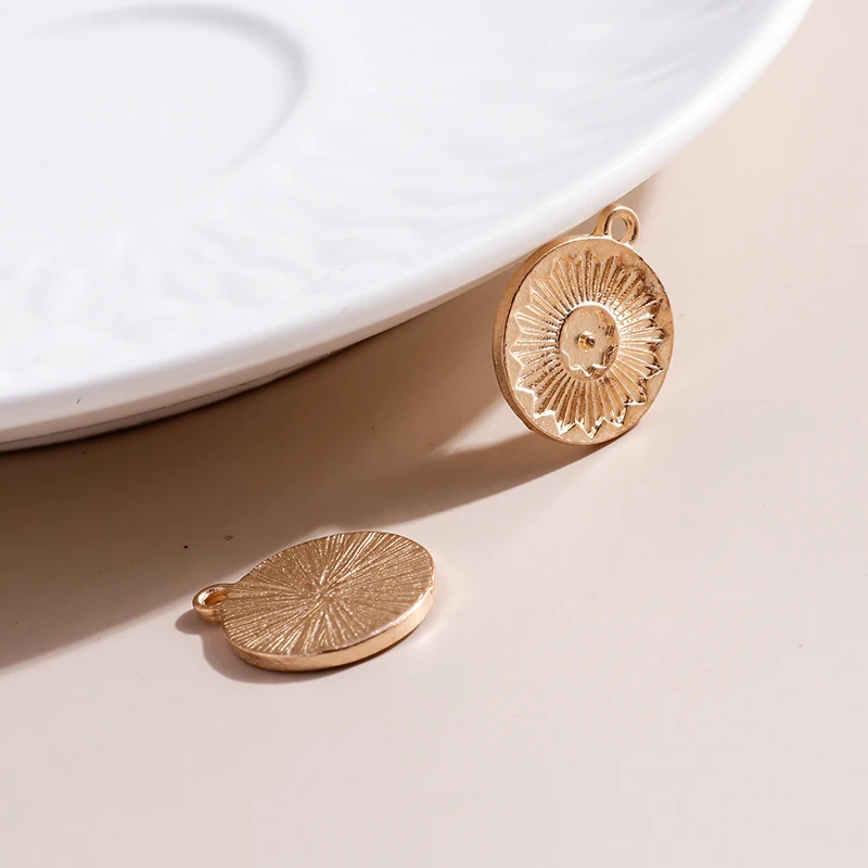 

10pcs 17*20mm Fashion Zinc Alloy Gold Color Coin Charms Fit Jewelry Making DIY Handmade Earrings Pendants Necklaces Accessories