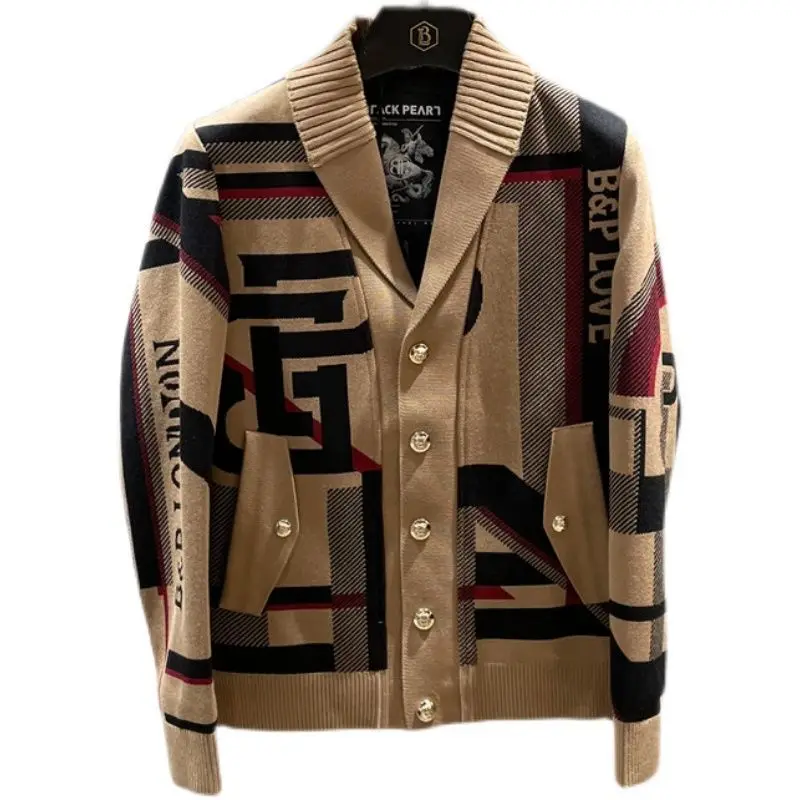 

Knitted jacket men's fashion check pattern autumn and winter 2021 V-neck casual short slim cardigan jacket trend