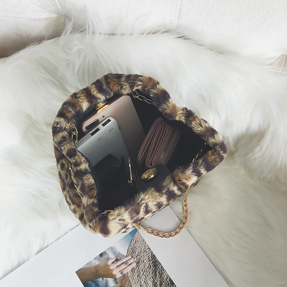 

Leopard Plush Crossbody For Women 2020 Chain Bucket Shoulder Bags Female Autumn Winter Fluffy Satchel Bag Ladies Fur Warm Bags