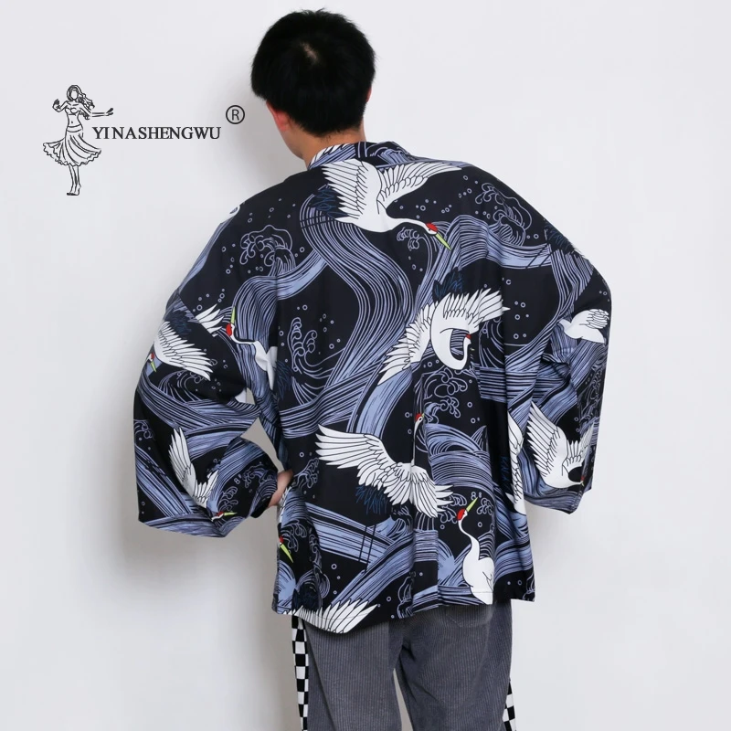 

Traditional Japanese Style Clothes Fashion Kimonos Crane Print Japanese Kimono Cardigan Cosplay Shirt Blouse For Men Yukata Robe