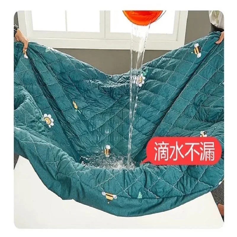 

Luxury Quilted Waterproof Mattress Cover Embroidered Fabric Lovely Cartoon Mattress Protector Soft Pad Home Bedroom Bed Decor