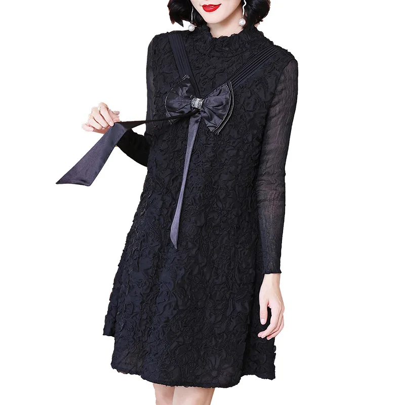 

embroidered Dress Autumn And Winter 2020 New Women's Pleats Dress