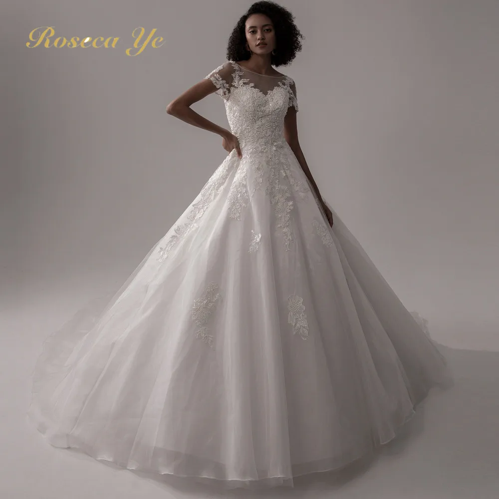 

Roseca Ye Vintage Short Sleeves Ivory Wedding Dresses For Women 2022 Spring Lace Tulle Court Train Bridal Gown Vestidos De Novia