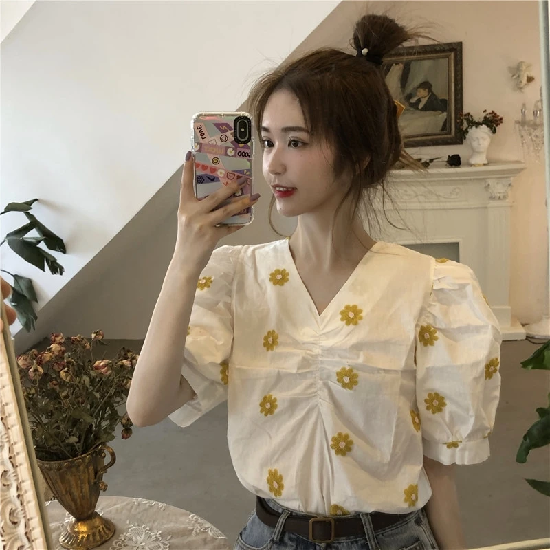 Белая рубашка с коротким рукавом и цветочной вышивкой женский дизайн модная