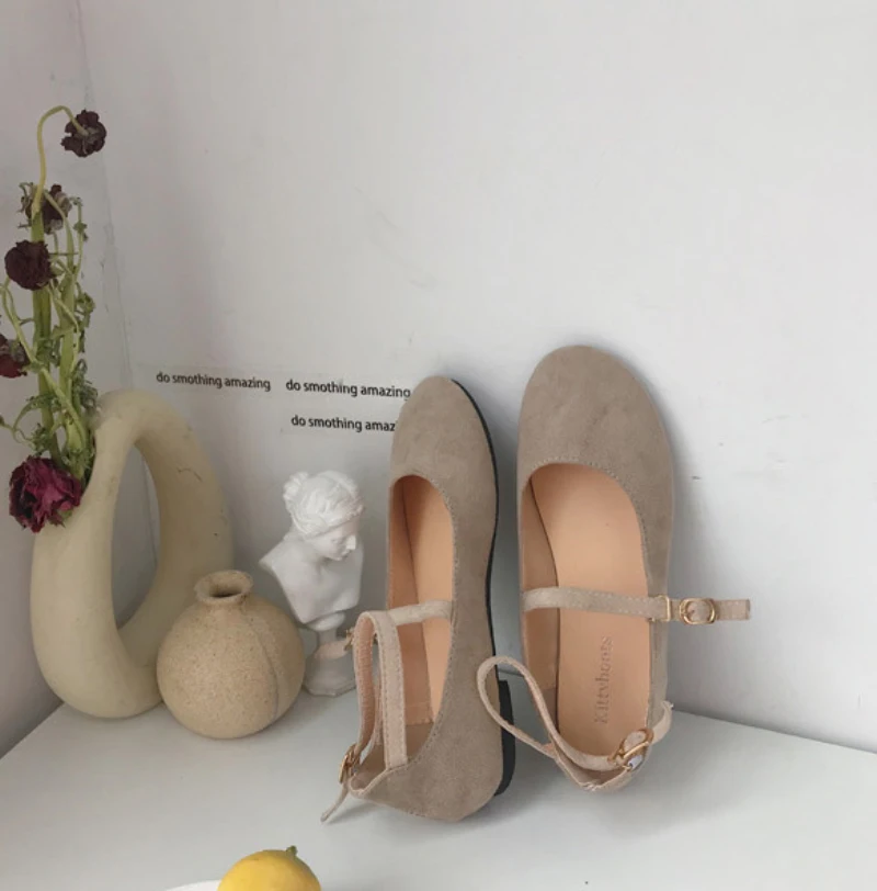 Осенняя женская обувь удобная с двойной пряжкой модная Mary Jane в стиле ретро