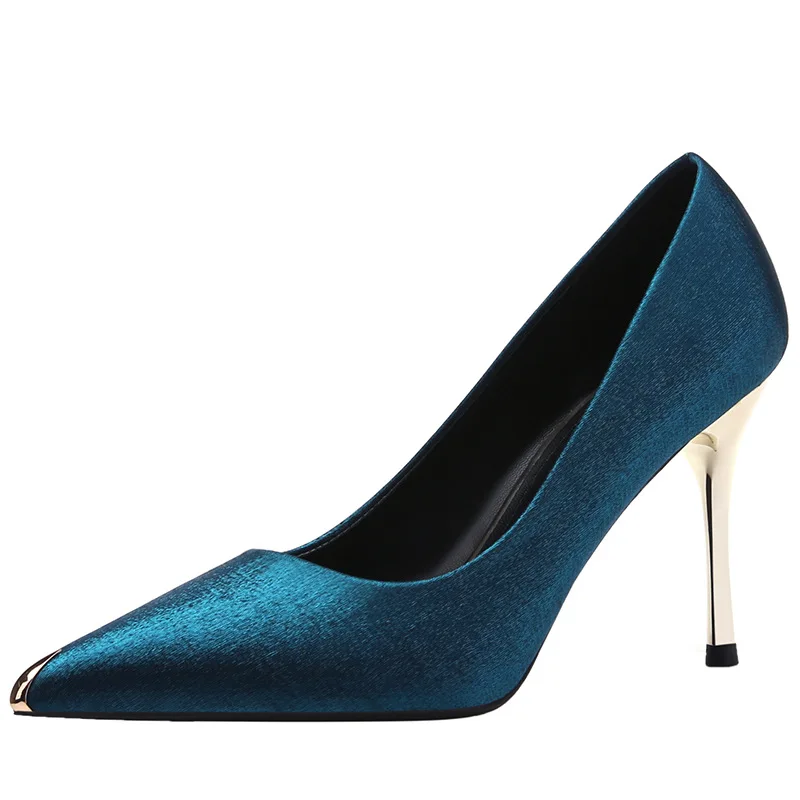 

6.5cm New Satin Bridesmaid Thin High Heels Matel Pointed Toe Beautiful Plus Size Women Shoes 41 42 43