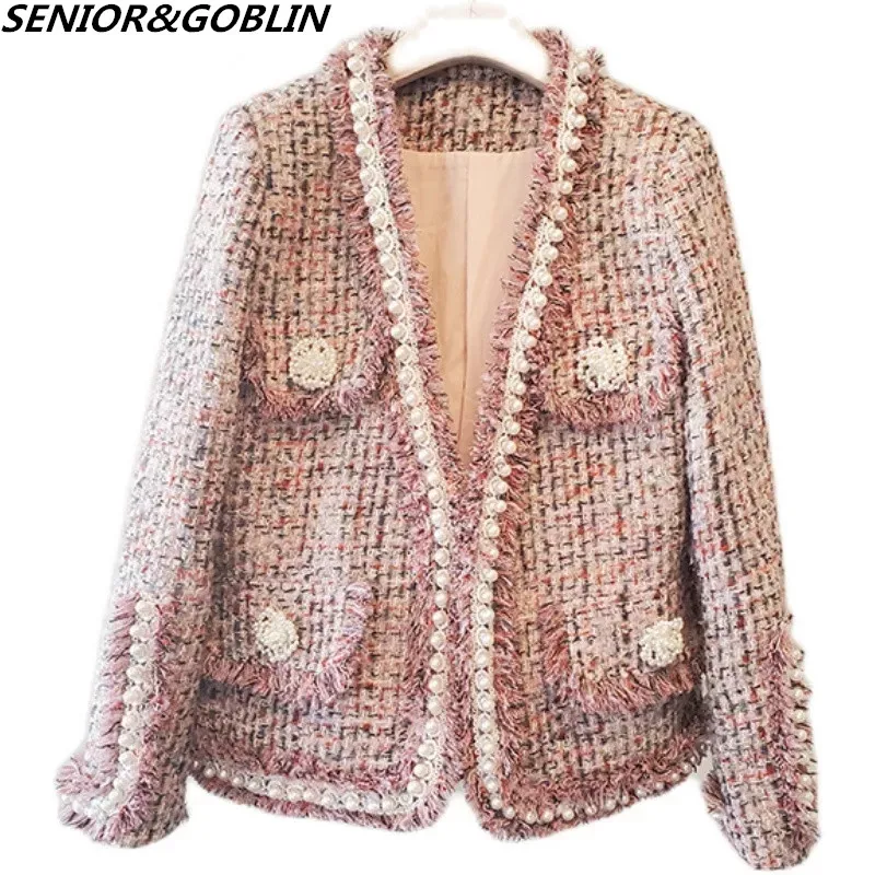 

Luxury French Small Fragrance Goth V-neck Pearl Bead Winter Coat Women Fashionable Tassel Fluffy Tweed Oversized Jacket