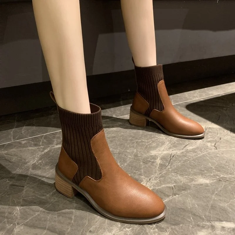 

Ботильоны женские из натуральной кожи, на толстом высоком каблуке