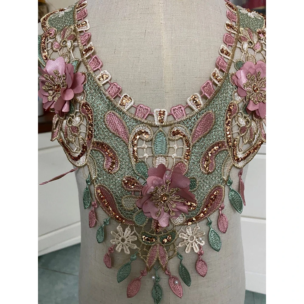 

1Pc pink Green 3D Embroidered Fabric Color Flower Lace Sewing Applique Lace Collar Neckline Ancient Collar Applique Accessories