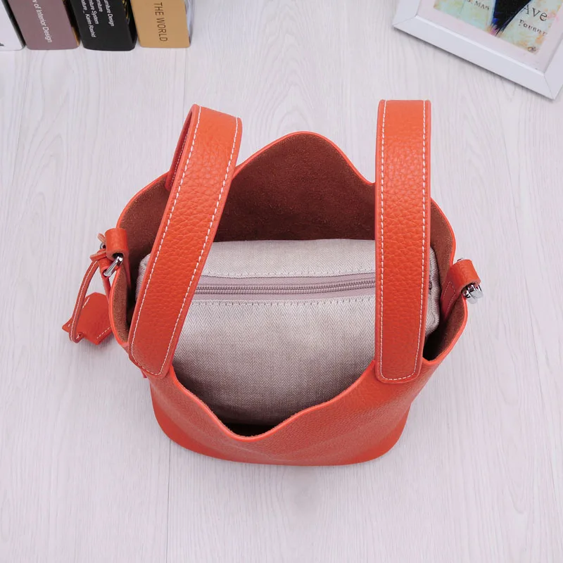 

Cow Leather Small Bucket Bag Famous Brand Handbag Litchi Pattern Small Square Bag Portable Shopping Cailanzi Bag Lady Lock Bags