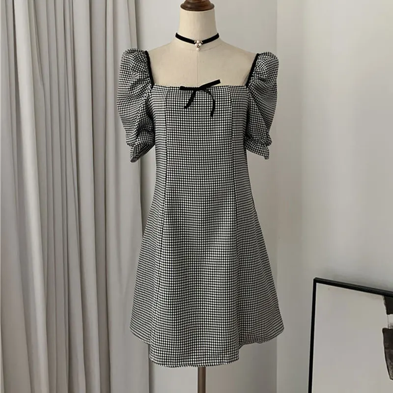 

Vintage Plaid Puff Short Sleeve Square Neck Bow Womens Dress Mini A-Line Sweet Elegant Girl Sexy Maid Summer Clothing 2021 New