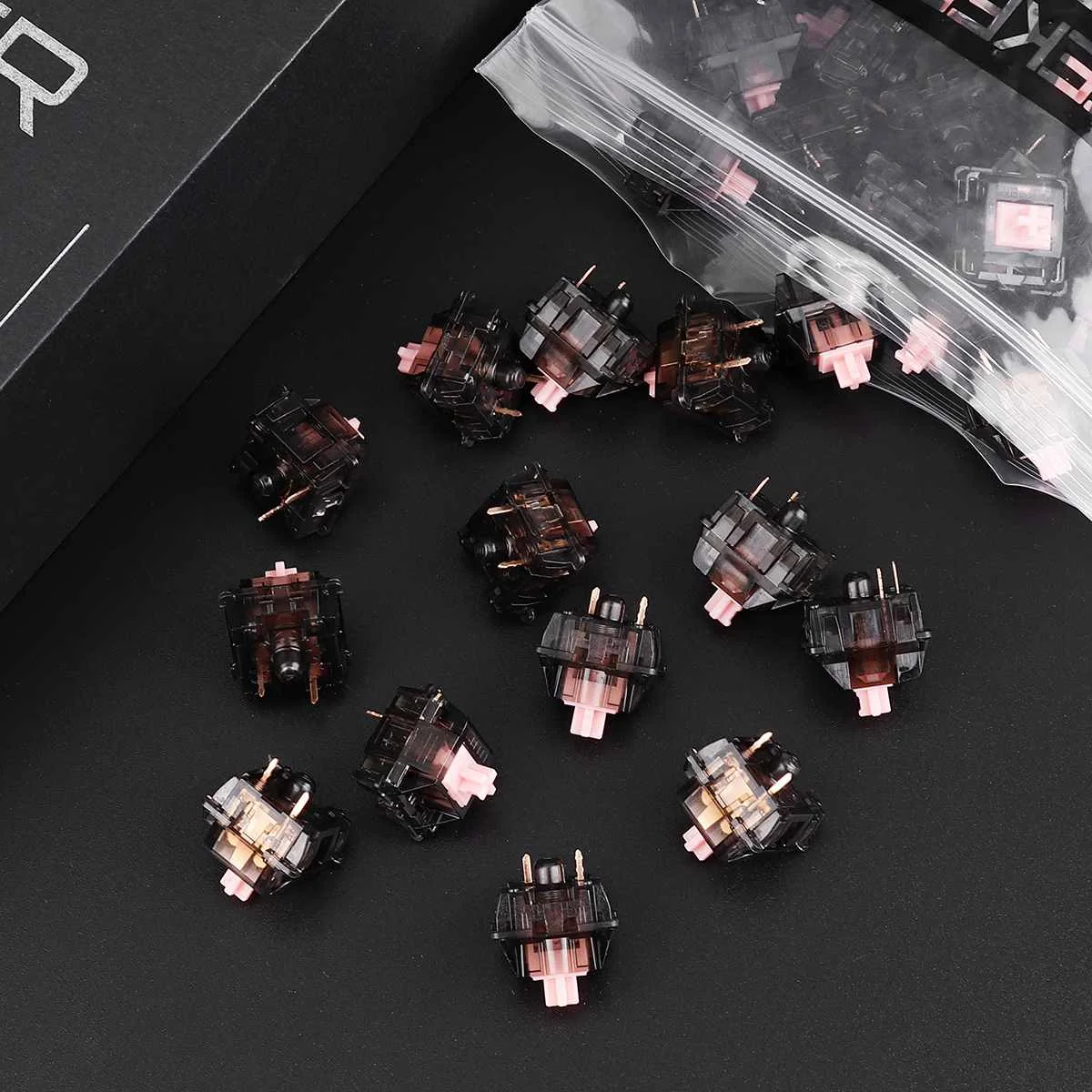 

Feker 110 PCS 3 Pin Smokey Linear Switches POM Stem Switch for Mechanical Keyboard Switches Customize DIY Gamer