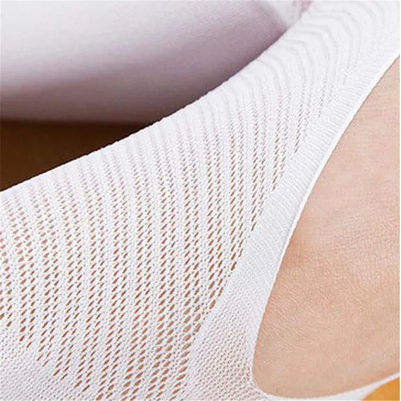 

1Pair Arrival Five Toe Sock Slippers Invisibility Socks Casual Solid Color Anti-Odor Bamboo Fiber Socks Breathable Five-toe Sock