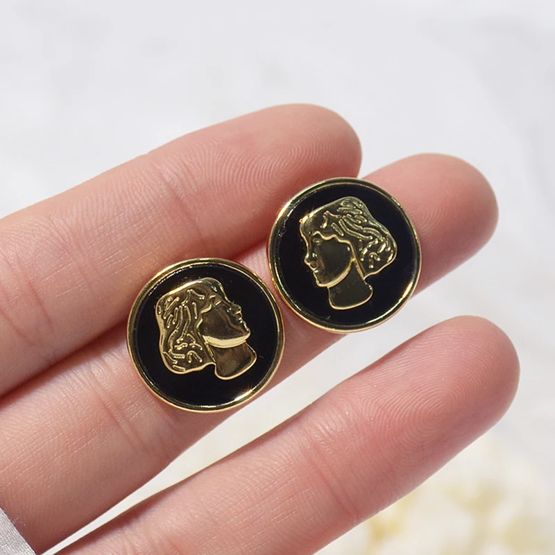 

Trendy Elegant 14K Real Gold Plated Geometric Round Avatar Earrings for Women Top S925 Silver Needle Stud Wedding Party Hot Gift