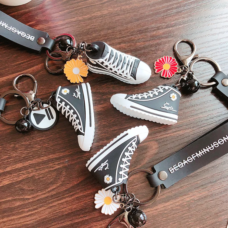 

Korea Fashion Sneaker Keychain Little Daisy Canvas Shoes Flower Key Chain Women/Men Cute Tiger Lion Bag Car Pendant Keyring