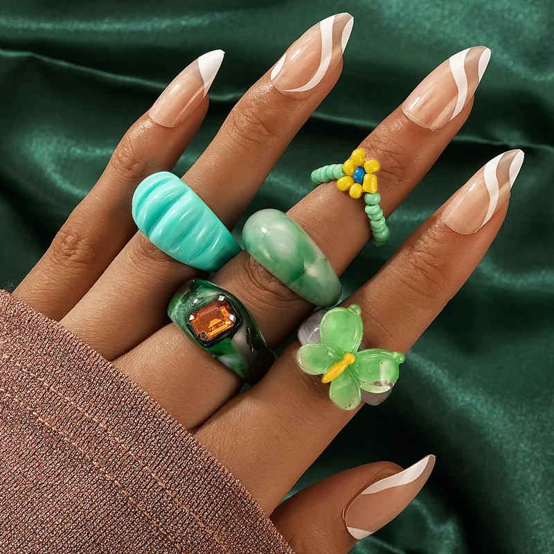 

Fashion Hand Accessories Bead Flower Ring Acrylic Butterfly Resin Ring Set of 5 Rings for Women Cute Sweet Womens Rings Wholesal