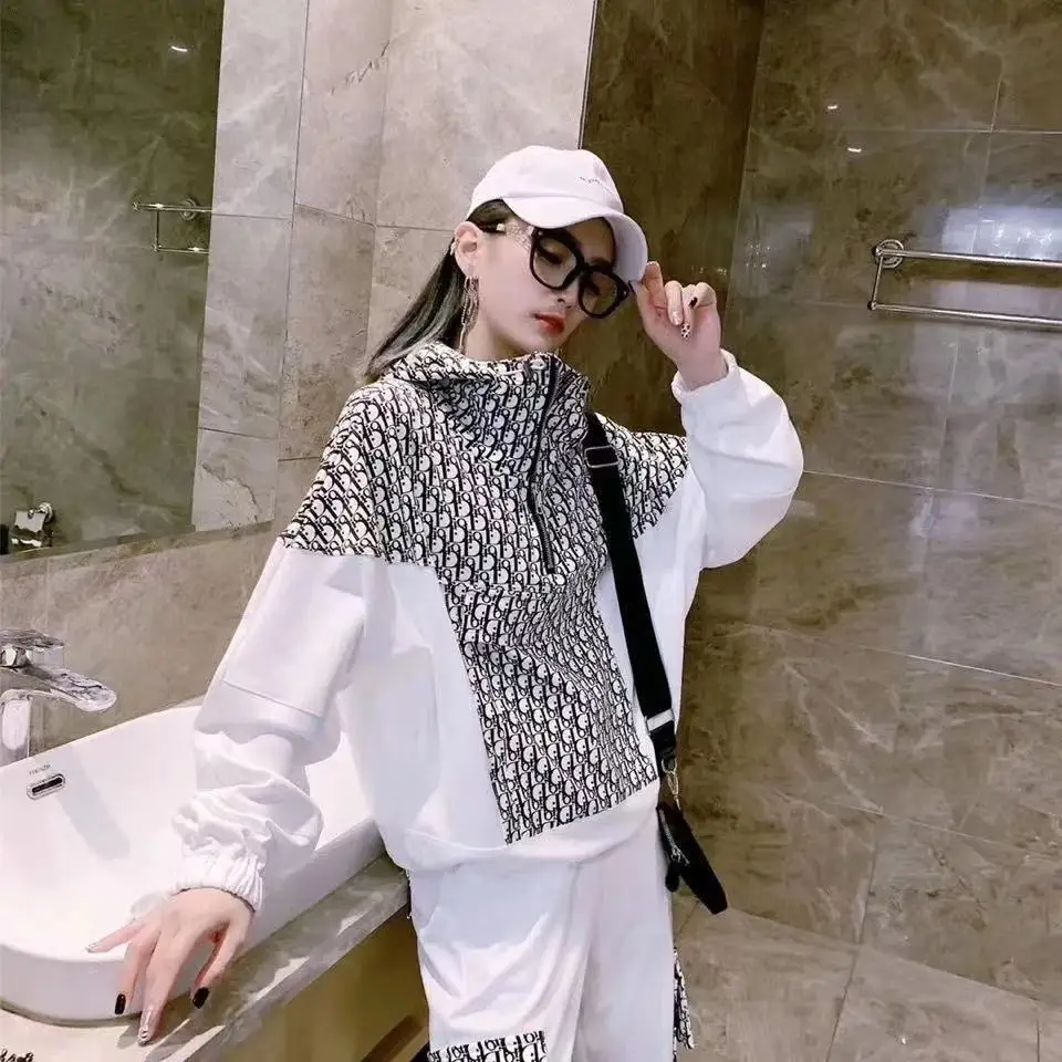 

2021 Spring and Autumn Letter Stitching Open Neck Zipper Fashion Trend Casual Men's and Women's Hooded Sweater