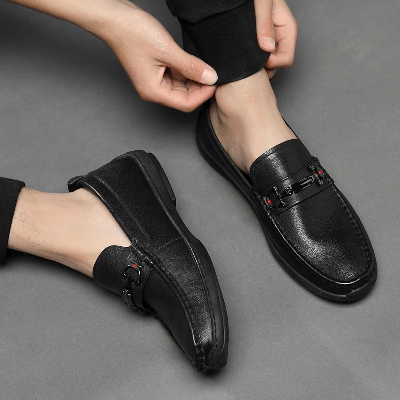 

Classic Brand Men Casual Slip On Shoes Black Leather Shoes Men Popular Loafers Shoes For Mens Non-Slip Driving Moccasins Man