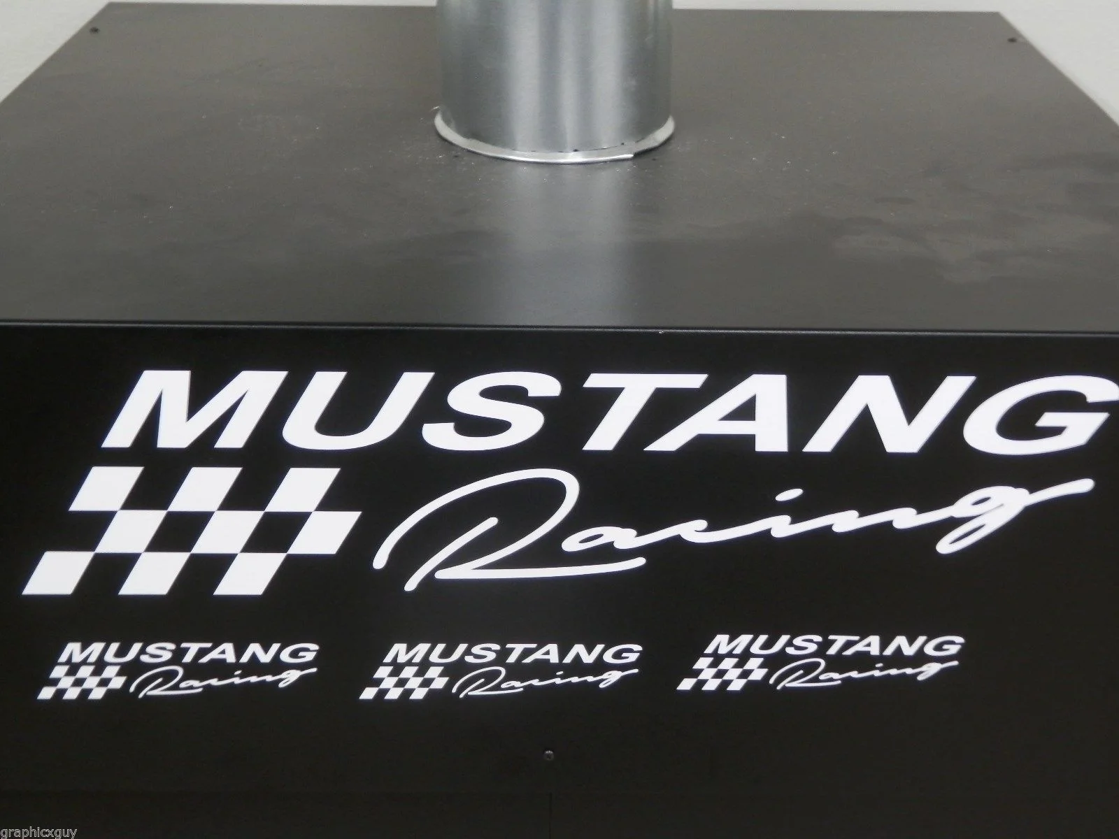 

1 Набор/4 шт. наклейки на лобовое стекло Ford Mustang