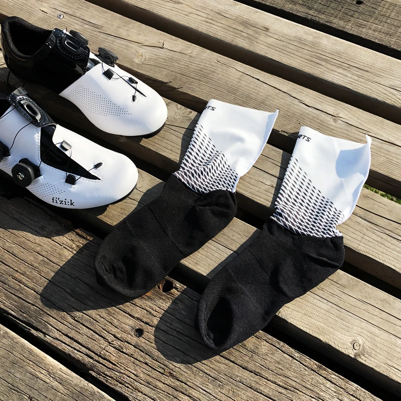

2020 New Cycling Socks Men Women Road Bicycle Socks Outdoor Brand Racing Bike Compression Sport Socks Calcetines Ciclismo