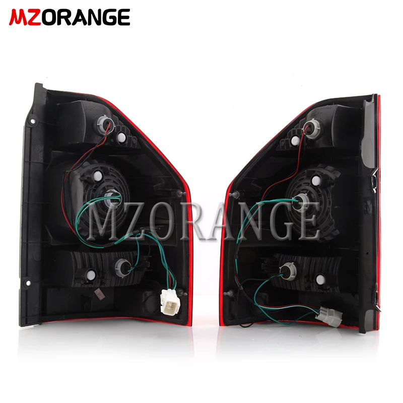MZORANGE для Mitsubishi Pajero 2003 2004 2005 2006 хвост светильник задний фонарь Набор левый+ подходящую пару Montero