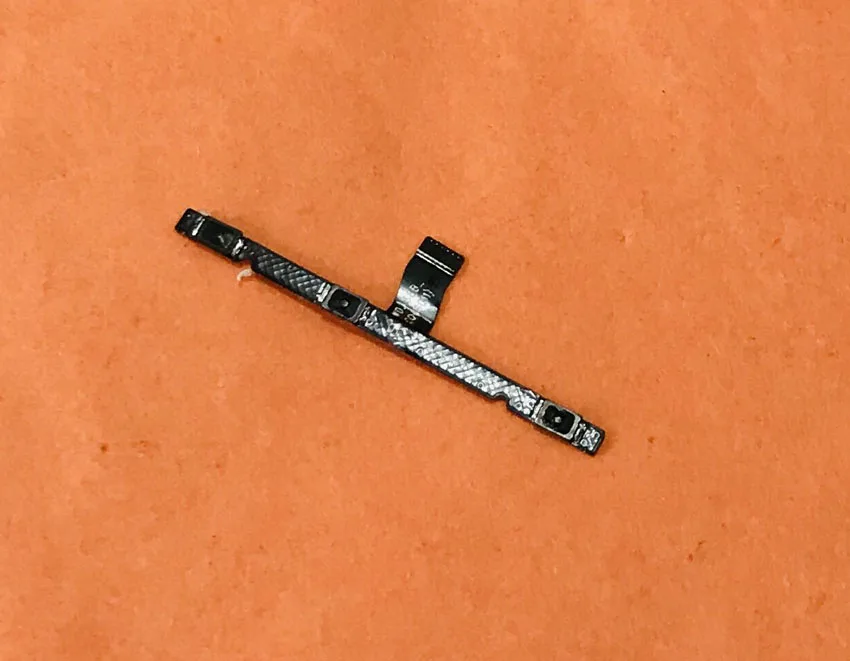 Бывший в употреблении оригинальный телефон с кнопкой громкости и гибким кабелем