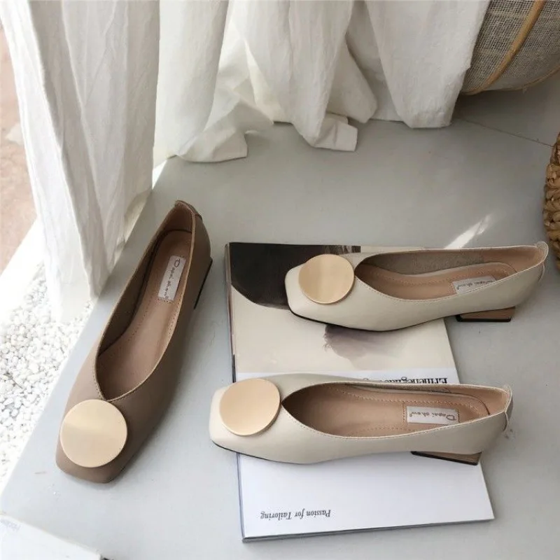 

IPPEUM 2021 Brand Designer Women Slippers Slip On Mules Flat Heel Casual Shoes British Buckle Slides Wooden Block Heels Summer