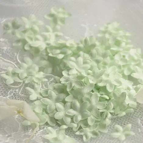 Light green 1.2cm 100 шт/1 упаковка, атласная, 3D, прессованная, Zou, лепесток, цветок, кусок, атласная мини-лента, аксессуары для цветов RS1279 - Цвет: Light green 1.2cm
