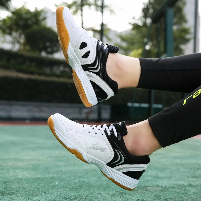 

2020 New Professional Tennis Shoes Men Light Weight Tennis Sneakers Breahtable Badminton Shoes Men High-quality Tennis Sneakers