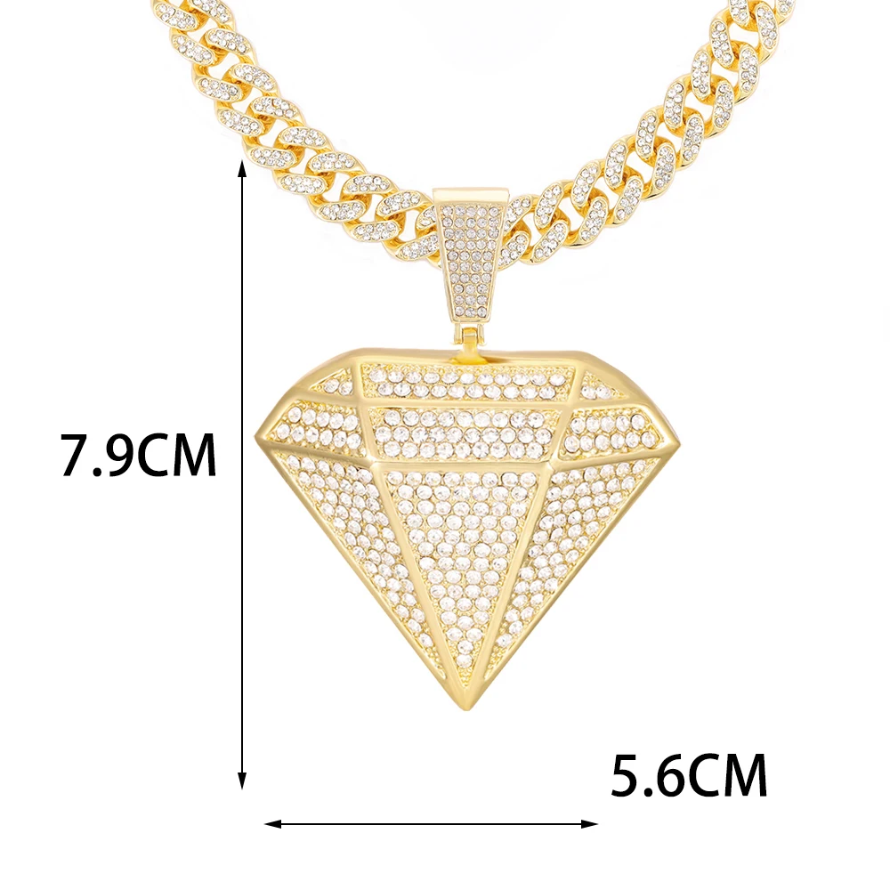 Ожерелье с кулоном со сверкающими кристаллами 13 мм