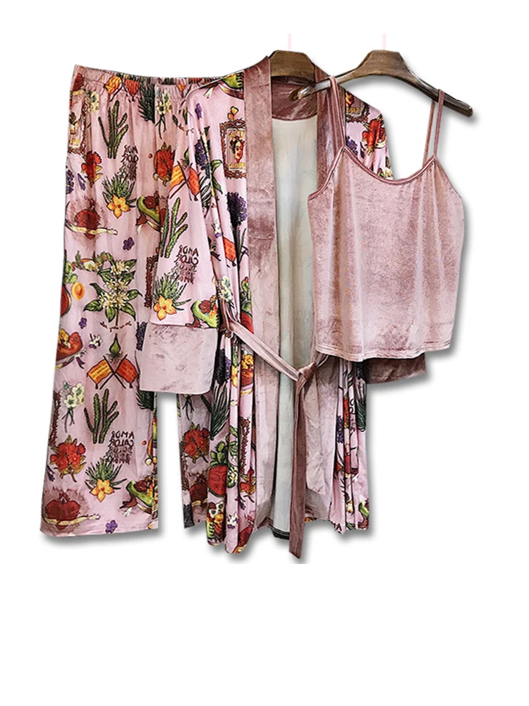 Retro female winter pajamas Sets Sleepwear Nightwear Velvet Pajamas For Women 3 Pieces Winter Suit Home Clothes Woman Robe set